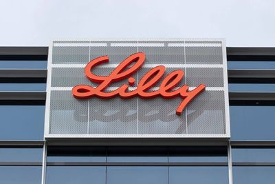 Is Eli Lilly Stock Outperforming the Nasdaq?